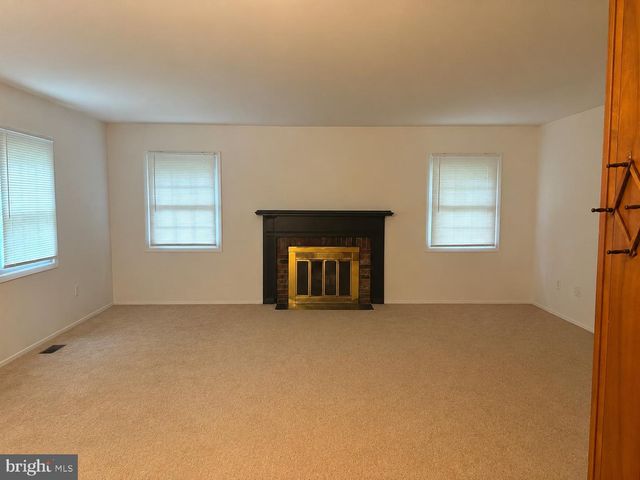 2207 HYSON PL, Bowie, MD 20716