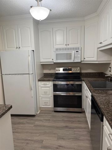 2305 NW 89th Dr 707, Coral Springs, FL 33065