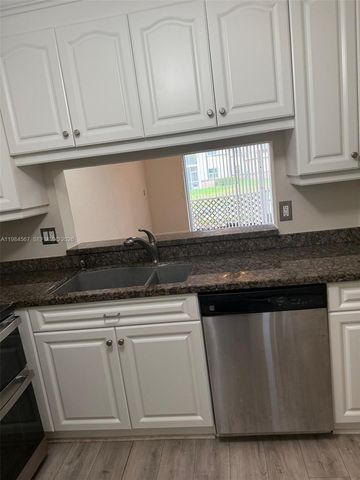 2305 NW 89th Dr 707, Coral Springs, FL 33065