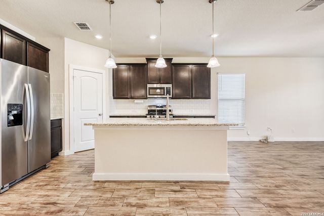 14615 Running Wolf, San Antonio, TX 78245