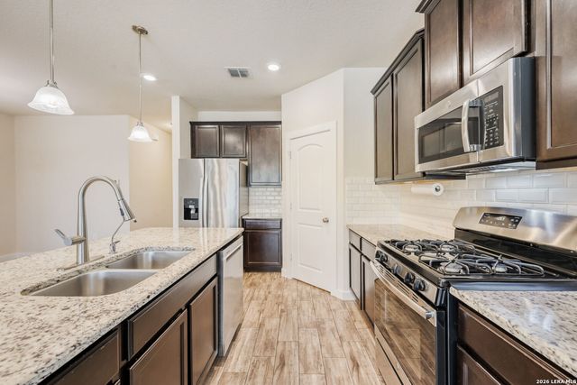 14615 Running Wolf, San Antonio, TX 78245