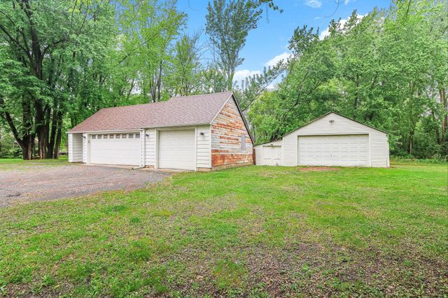 6104 24th Street N, Oakdale, MN 55128