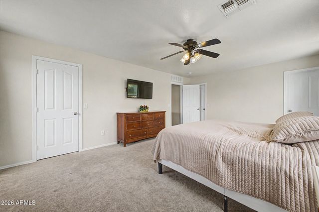 1331 S BRIDGEGATE Drive, Gilbert, AZ 85296