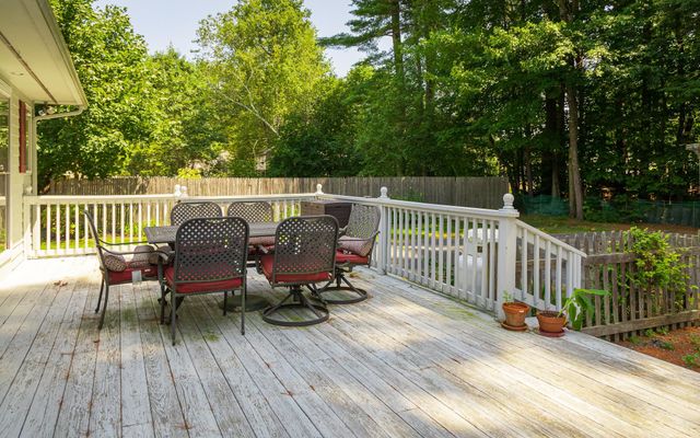 17 Leahy Road, Keene, NH 03431