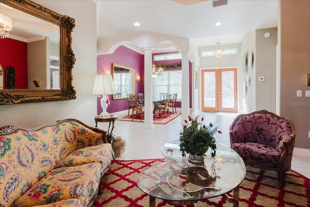 13510 WESTSHIRE DRIVE, Tampa, FL 33618