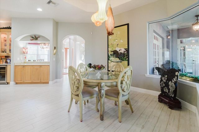 13510 WESTSHIRE DRIVE, Tampa, FL 33618