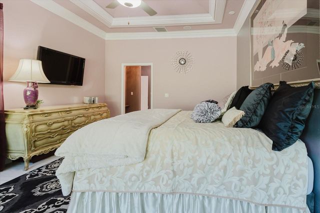 13510 WESTSHIRE DRIVE, Tampa, FL 33618