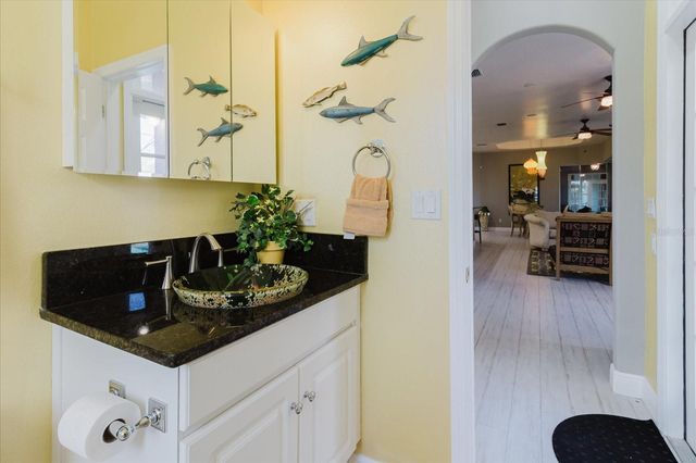 13510 WESTSHIRE DRIVE, Tampa, FL 33618