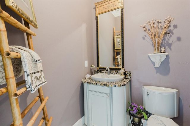 13510 WESTSHIRE DRIVE, Tampa, FL 33618