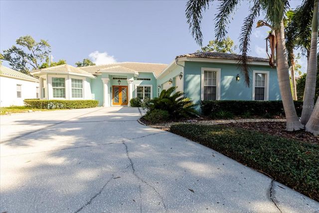 13510 WESTSHIRE DRIVE, Tampa, FL 33618