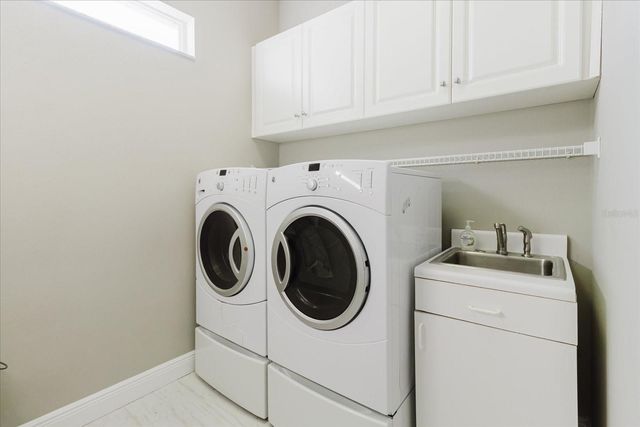 13510 WESTSHIRE DRIVE, Tampa, FL 33618