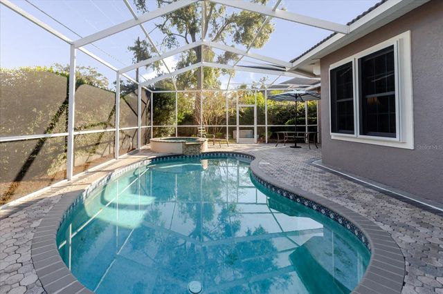 13510 WESTSHIRE DRIVE, Tampa, FL 33618