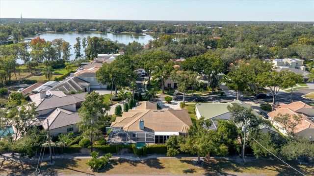 13510 WESTSHIRE DRIVE, Tampa, FL 33618