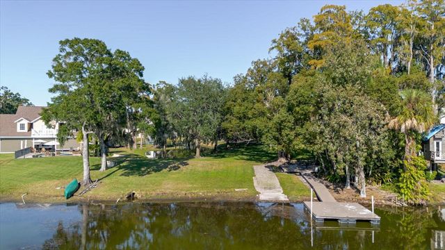 13510 WESTSHIRE DRIVE, Tampa, FL 33618