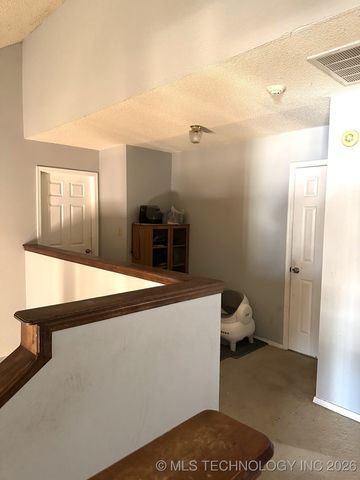 10026 S 93rd Avenue E, Tulsa, OK 74133