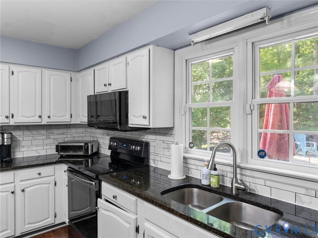 12651 Thoreau Dr, Chesterfield, VA 23832