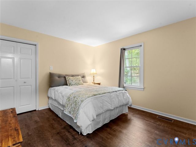 12651 Thoreau Dr, Chesterfield, VA 23832
