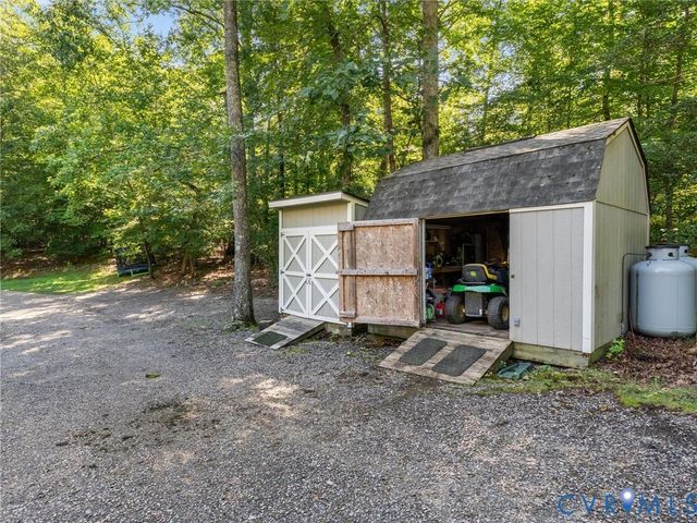 12651 Thoreau Dr, Chesterfield, VA 23832