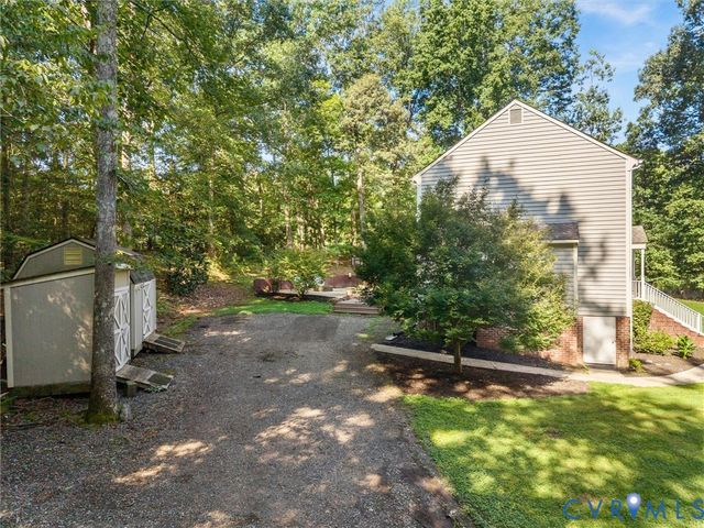 12651 Thoreau Dr, Chesterfield, VA 23832