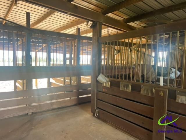 1670 W White Road, Byron, GA 31008