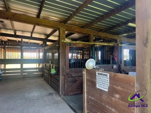 1670 W White Road, Byron, GA 31008