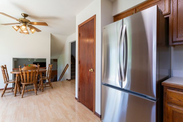 2906 Warren Dorris Drive, Joliet, IL 60435