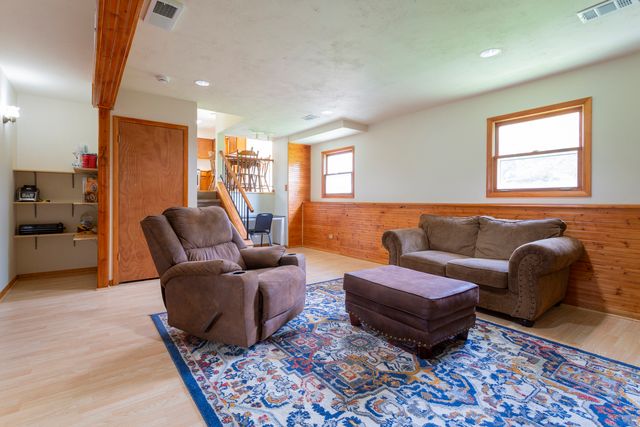2906 Warren Dorris Drive, Joliet, IL 60435