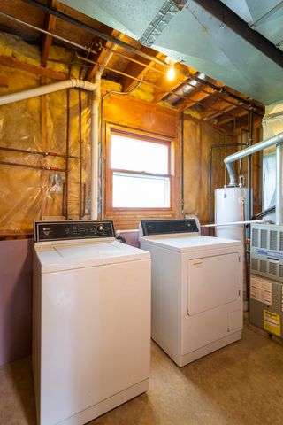 2906 Warren Dorris Drive, Joliet, IL 60435