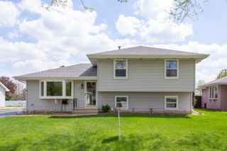 2906 Warren Dorris Drive, Joliet, IL 60435
