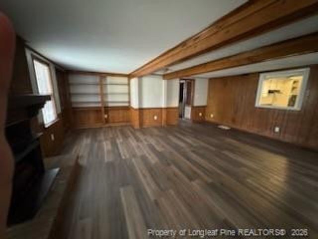 1469 Thelbert Drive, Fayetteville, NC 28301