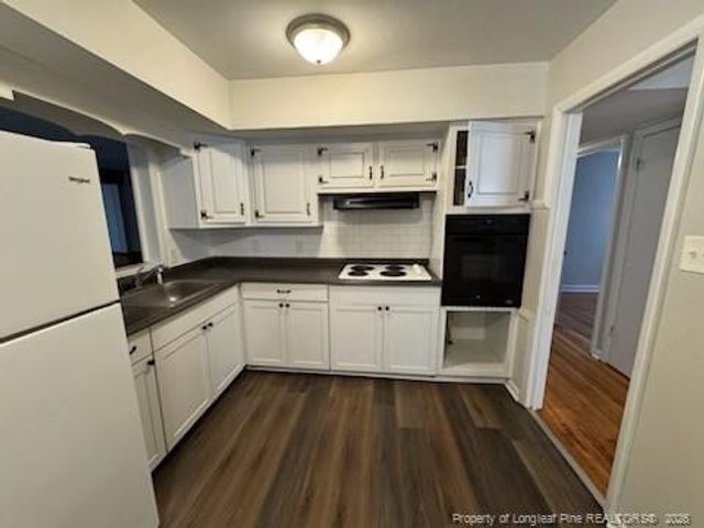 1469 Thelbert Drive, Fayetteville, NC 28301