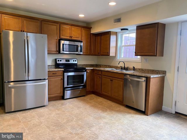 204 BRECKNOCK TER, West Chester, PA 19380