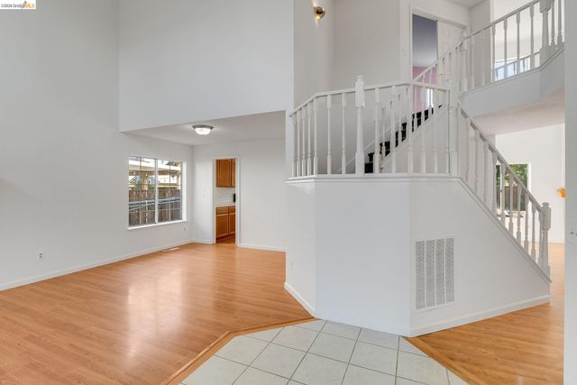 370 Gristmill Dr, Brentwood, CA 94513