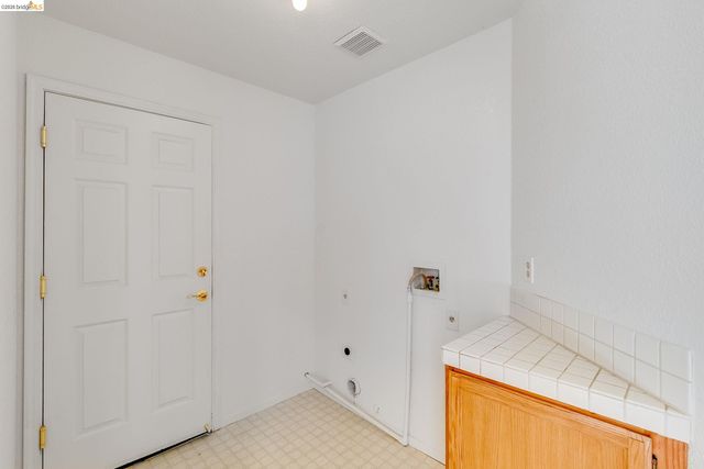 370 Gristmill Dr, Brentwood, CA 94513