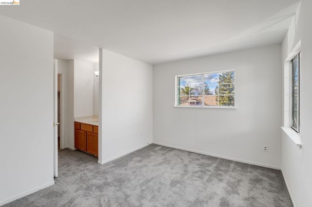 370 Gristmill Dr, Brentwood, CA 94513