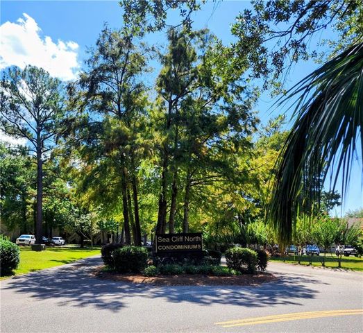 1080 Sea Cliff N Drive 2B, Daphne, AL 36526