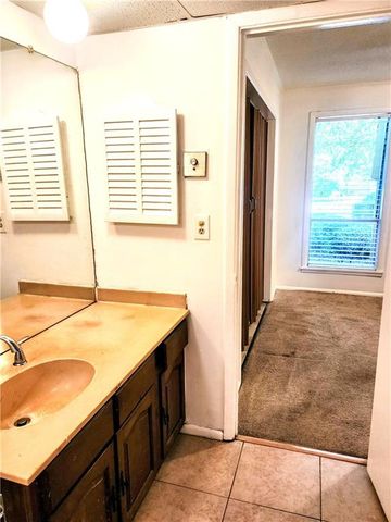 1080 Sea Cliff N Drive 2B, Daphne, AL 36526