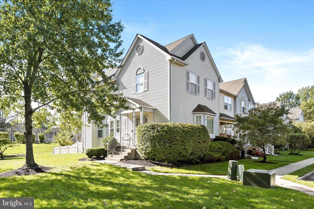 17 TASLEY CT, ROBBINSVILLE, NJ 08691 — exterior