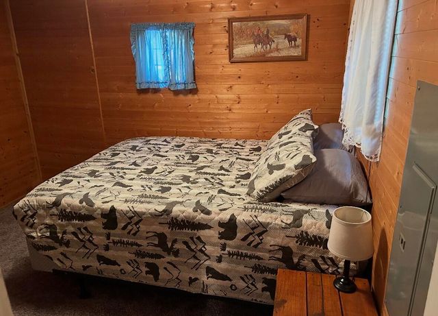 504 Dunbrack CIR, Covington, VA 24426