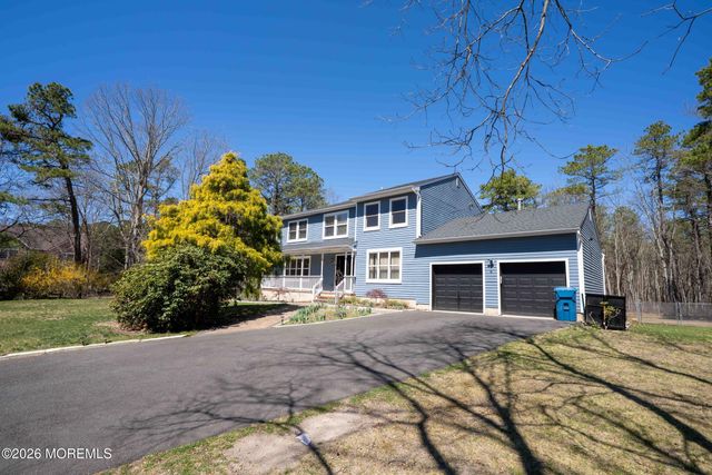 6 Abbey Road, Jackson, NJ 08527