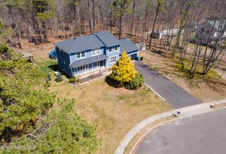 6 Abbey Road, Jackson, NJ 08527