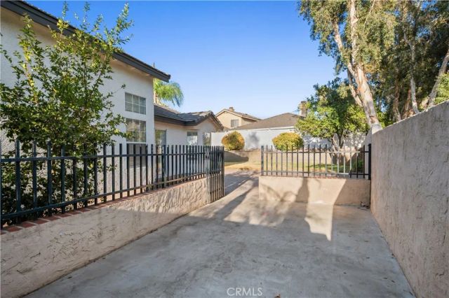 11495 Sherwood Court, Fontana, CA 92337