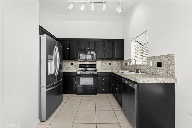 11495 Sherwood Court, Fontana, CA 92337