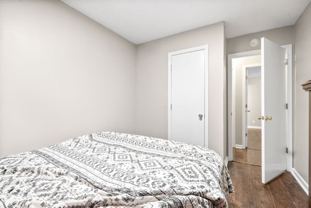 135 E St, Clarksville, TN 37042