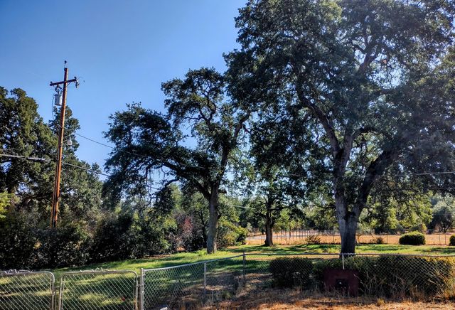 17185 Bowman Road, Cottonwood, CA 96022