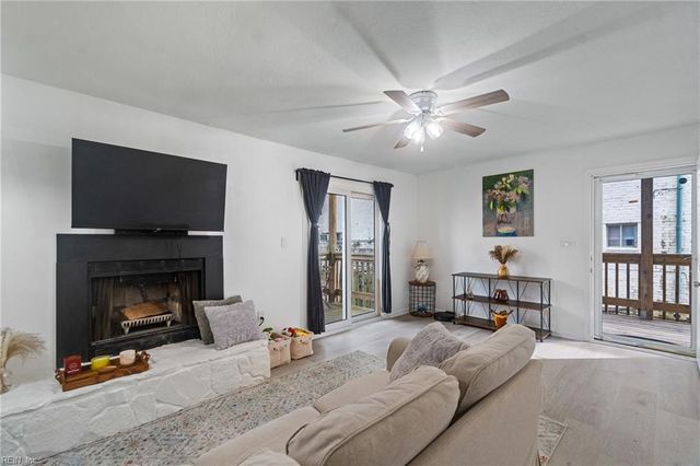 256 Portview AVE A, Norfolk, VA 23503