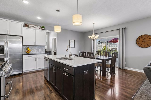 15711 Fair Hill Way, Apple Valley, MN 55124