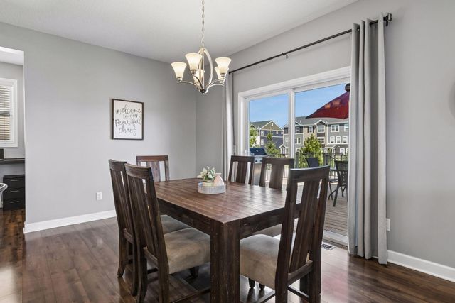 15711 Fair Hill Way, Apple Valley, MN 55124