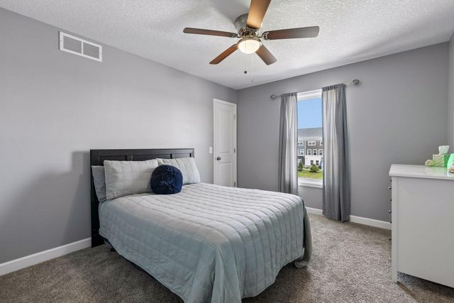 15711 Fair Hill Way, Apple Valley, MN 55124