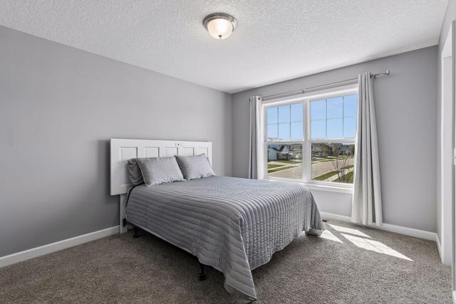 15711 Fair Hill Way, Apple Valley, MN 55124